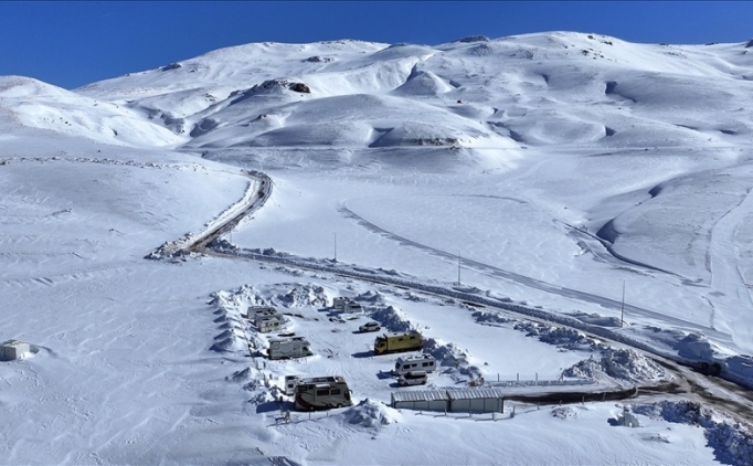 K�� turizm merkezi Erciyes, karavan tutkunu kayakseverlerin yeni rotas� oldu