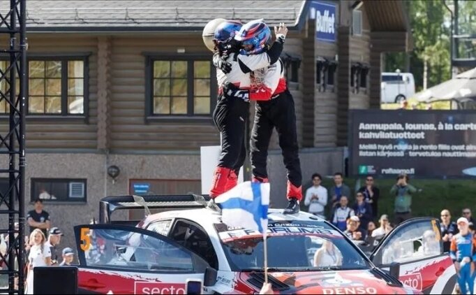 Toyota, Finlandiya Rallisi'nde zirveyi b�rakmad�