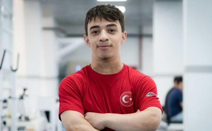 Milli halterci Yi�it Erdo�an, Avrupa �ampiyonas�'nda bronz madalya kazand�