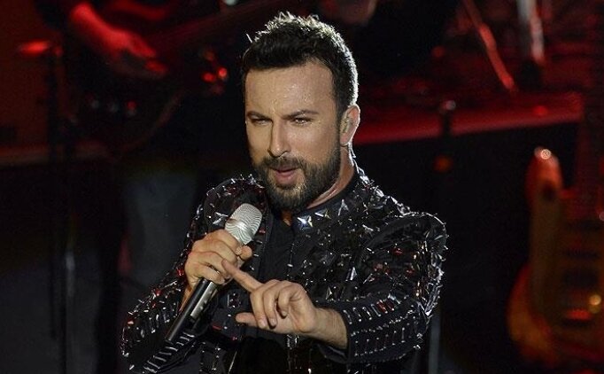 Tarkan'dan dikkat �eken Milli Tak�m payla��m�!