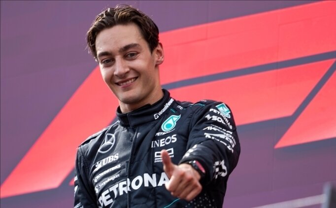 Avusturya GP'sinde Verstappen kaza yapt�, Russell pole pozisyonunu kapt�