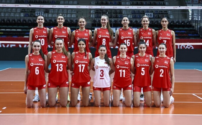 U22 Kad�n Milliler Avrupa sahnesine ��k�yor