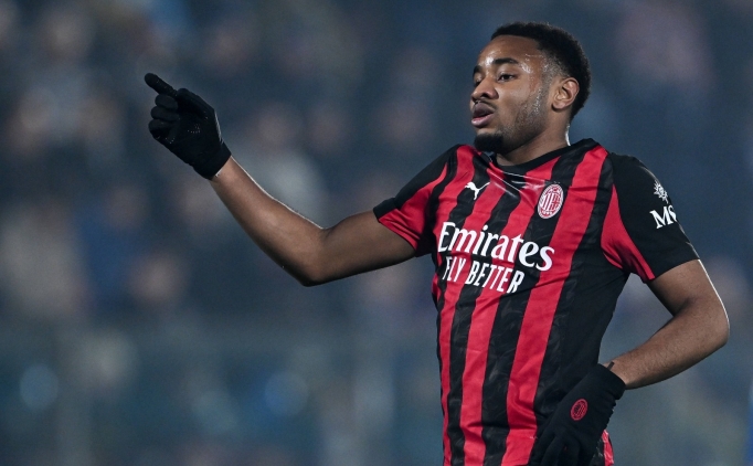 Milan, Como deplasman�nda kazand�: Rabiot'tan duble