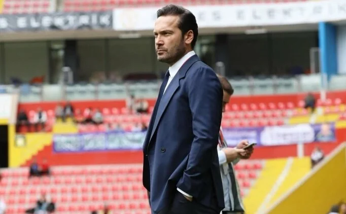 Kayserispor'da Muhammed T�rkmen ile yollar ayr�ld�