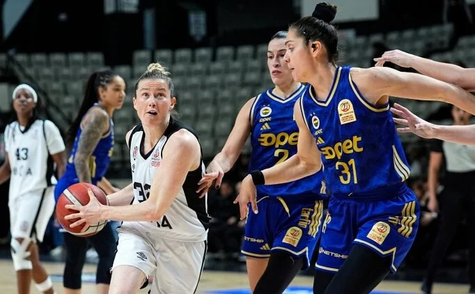 Fenerbah�e Opet, Be�ikta� BOA'y� farkl� ge�ti