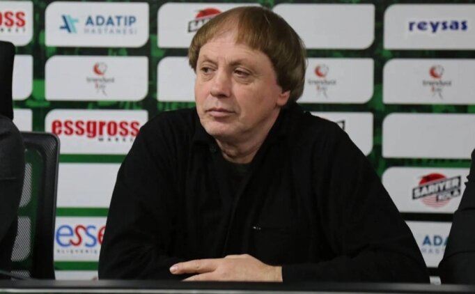 Sakaryaspor, sportif direkt�r Metin �erlik ile yollar�n� ay�rd�!