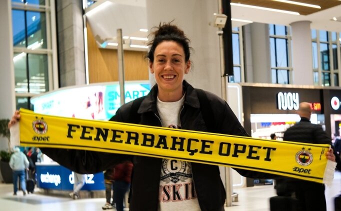 Fenerbah�e Opet'in anla�t��� Breanna Stewart, �stanbul'a geldi