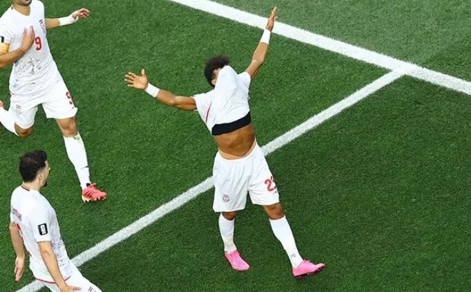 �ranl� futbolcu gol sevincinin anlam�n� a��klad�!