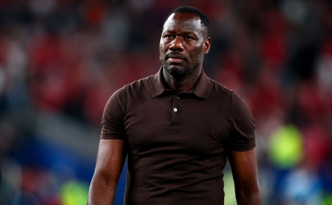 Senegal'de Pape Thiaw d�nemi sona erdi