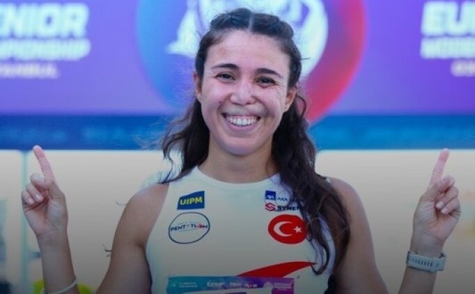 Milli sporcu �lke �zy�ksel Mihrio�lu, Avrupa �ampiyonu oldu