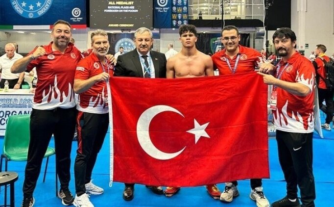 Gen� milli kick boks�ular D�nya �ampiyonas�'nda 5 alt�n madalya kazand�