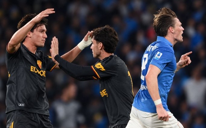 Napoli ka�t�, Roma kovalad�! Alt� goll� ma�ta kazanan ��kmad�!