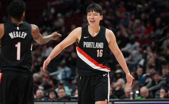 Trail Blazers'a 100 bin dolar ceza, yard�mc� genel menajerlere men cezas�