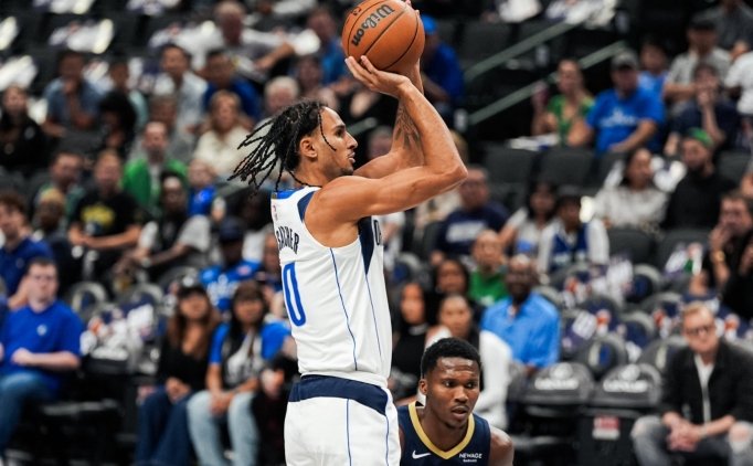 Mavericks, Risacher'�n 17,4 milyon dolarl�k opsiyonunu kulland�