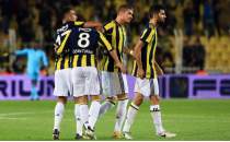Fenerbahe'de Volkan Demirel, forma bekliyor