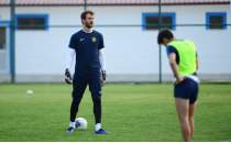 Ankaragc'nde kaleciler umut sat: 'Orta sralarn stnde...'