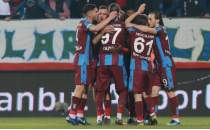Trabzonspor, sezonu Karadeniz derbisini kazanarak kapatt!