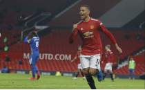 Manchester United, ikinci yarda geri dnd!
