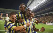Fenerbahe 4 golle kazand, liderlie ykseldi