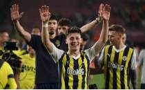 Arda Gler, sevincini baba ve dedesiyle paylat