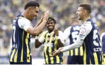 Fenerbahe'nin nnde durulmuyor: 14'te 14