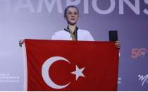 Merve Dinel'den altn madalya
