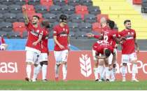 Gaziantep ilk yardaki gollerle turlad