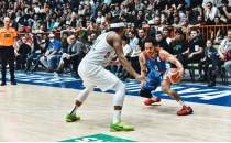 Anadolu Efes, AYOS Konyaspor'u rahat geti!