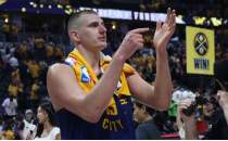 Jokic triple-double yapt, Denver 1. ma kazand!