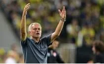 Mourinho'nun Fenerbahe'si ligde gol yemiyor; Avrupa'da nc