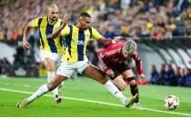 Fenerbahe'de Alexander Djiku'ya zel grev