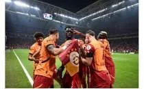 Galatasaray'dan ezeli rakiplerine byk gol fark!