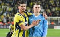 Livakovic, Ederson ve Alisson'u geride brakt!