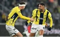 Fenerbahe Baakehir'i golcleriyle devirdi