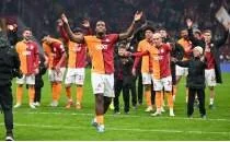 Yazarlardan Galatasaray yorumlar