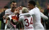 mit Karan: 'Galatasaray ampiyo!'