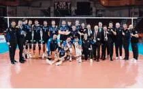 Halkbank deplasmanda set vermeden kazand