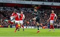 Arsenal ile Liverpool yeniemedi: 2-2!