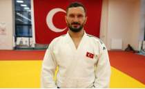 Yasin imciler, Paris