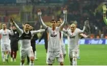 Galatasaray'da Berat Lu'a moral takmdan geldi