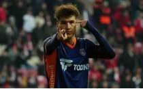 Shomurodov, Ba�ak�ehir'i s�rtl�yor