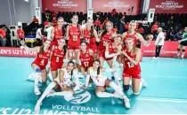 21 Ya Alt Kadn Milli Voleybol Takm Msr'a set vermedi!