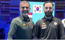 T�rkiye 3 Bant Bilardo �ampiyonas�'n�n 3. etab�nda birincili�i Berkay Karakurt'un