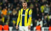 Edin Dzeko'dan olay yaratan paylam!