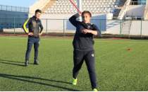 Atletizmde gelecein ampiyon sporcularn yetitirmek iin ter dkyor