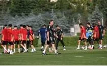 Markus Gisdol: 'Bu deerli ailenin bir paras olmaktan dolay ok mutluyum'