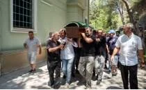 Genlerbirlii'nin eski futbolcularndan Orhan Yksel, zmir'de son yolculuuna uurland
