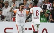 Galatasaray'a geri d�n�yor!