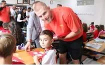 Samsunsporlu futbolculardan, miniklere srpriz