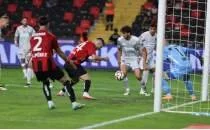 Gaziantep FK evinde kazand, Kocaelispor'un kabusu sryor!